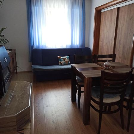 Apartman Adna Kulen Vakuf Extérieur photo